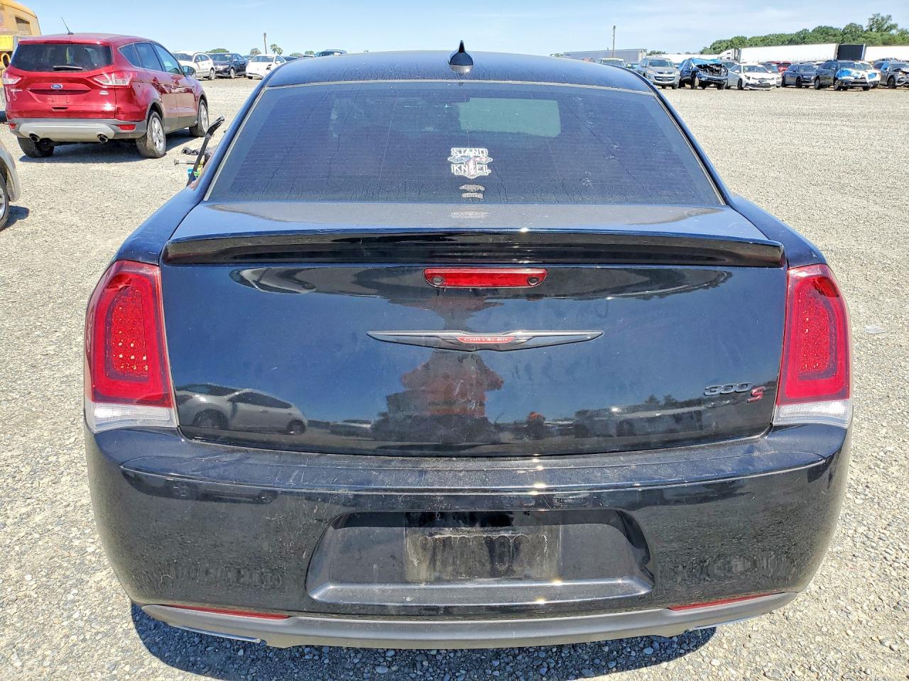 2020 Chrysler 300 S - Фото 6