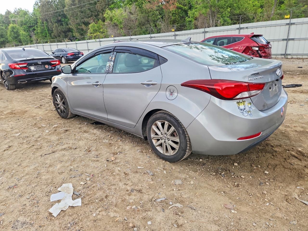 2015 Hyundai Elantra Se - Фото 2