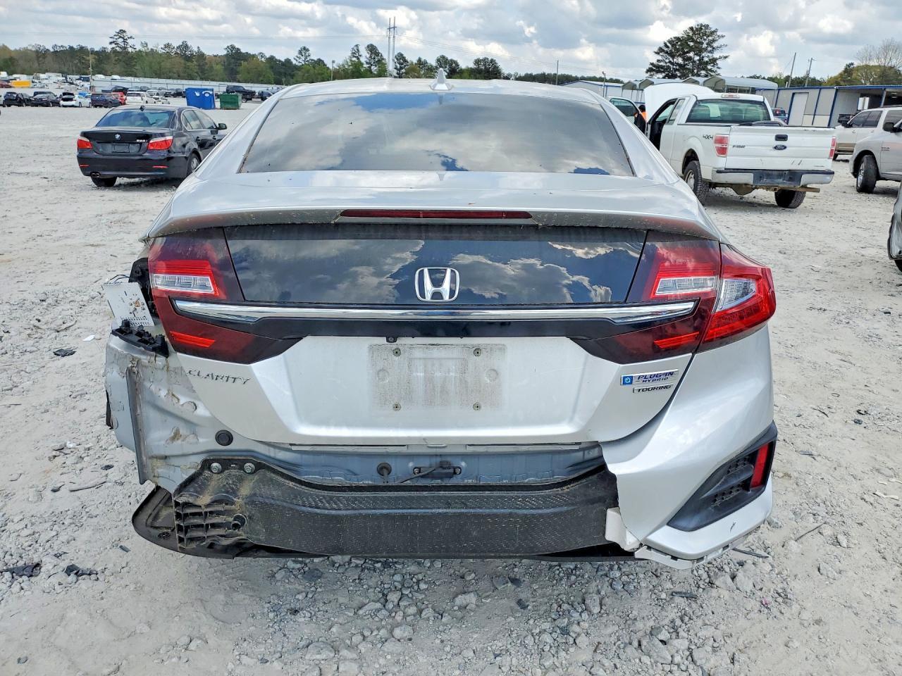 2018 Honda Clarity Touring - Image 6
