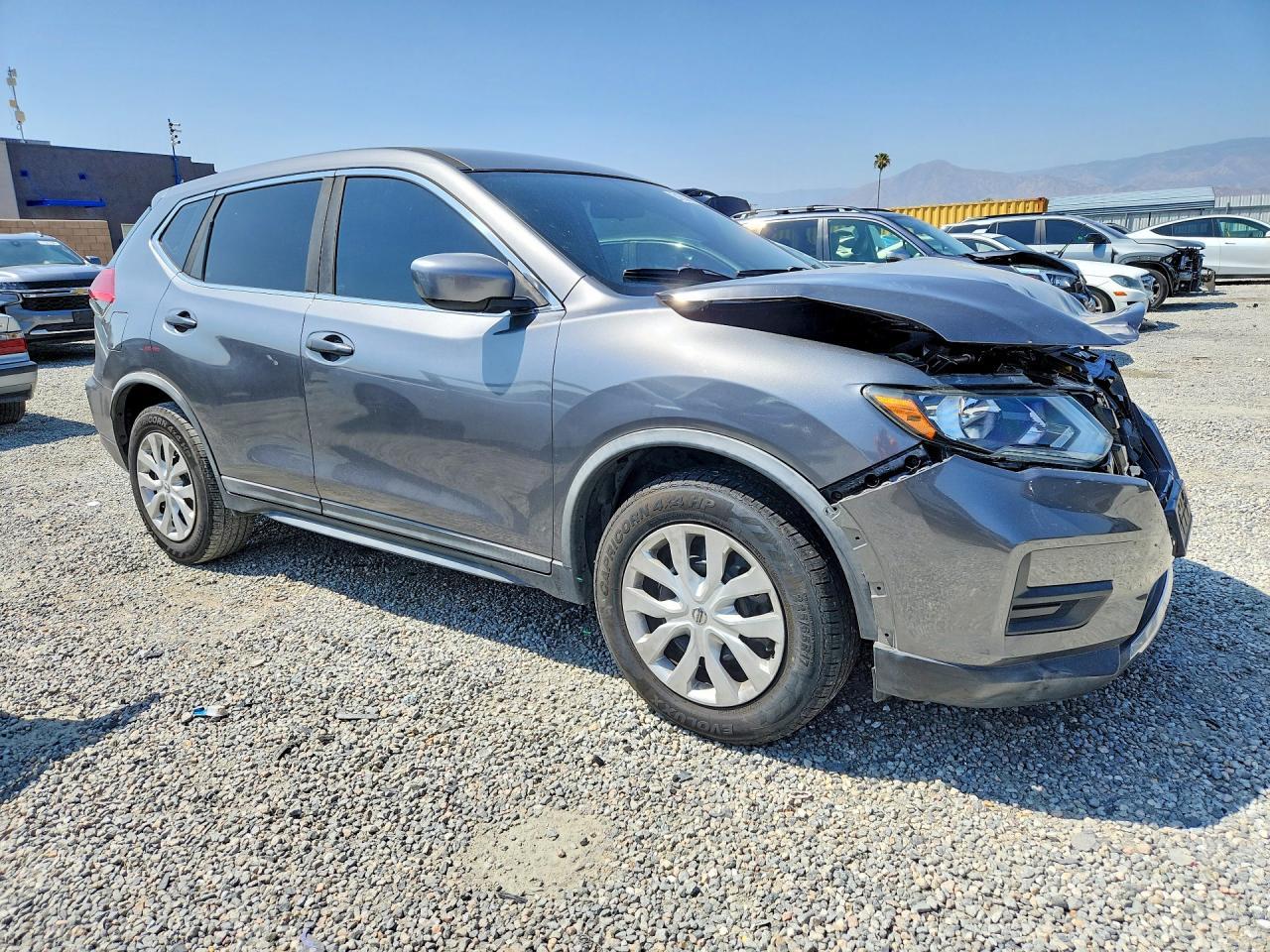 2017 Nissan Rogue S - Image 4