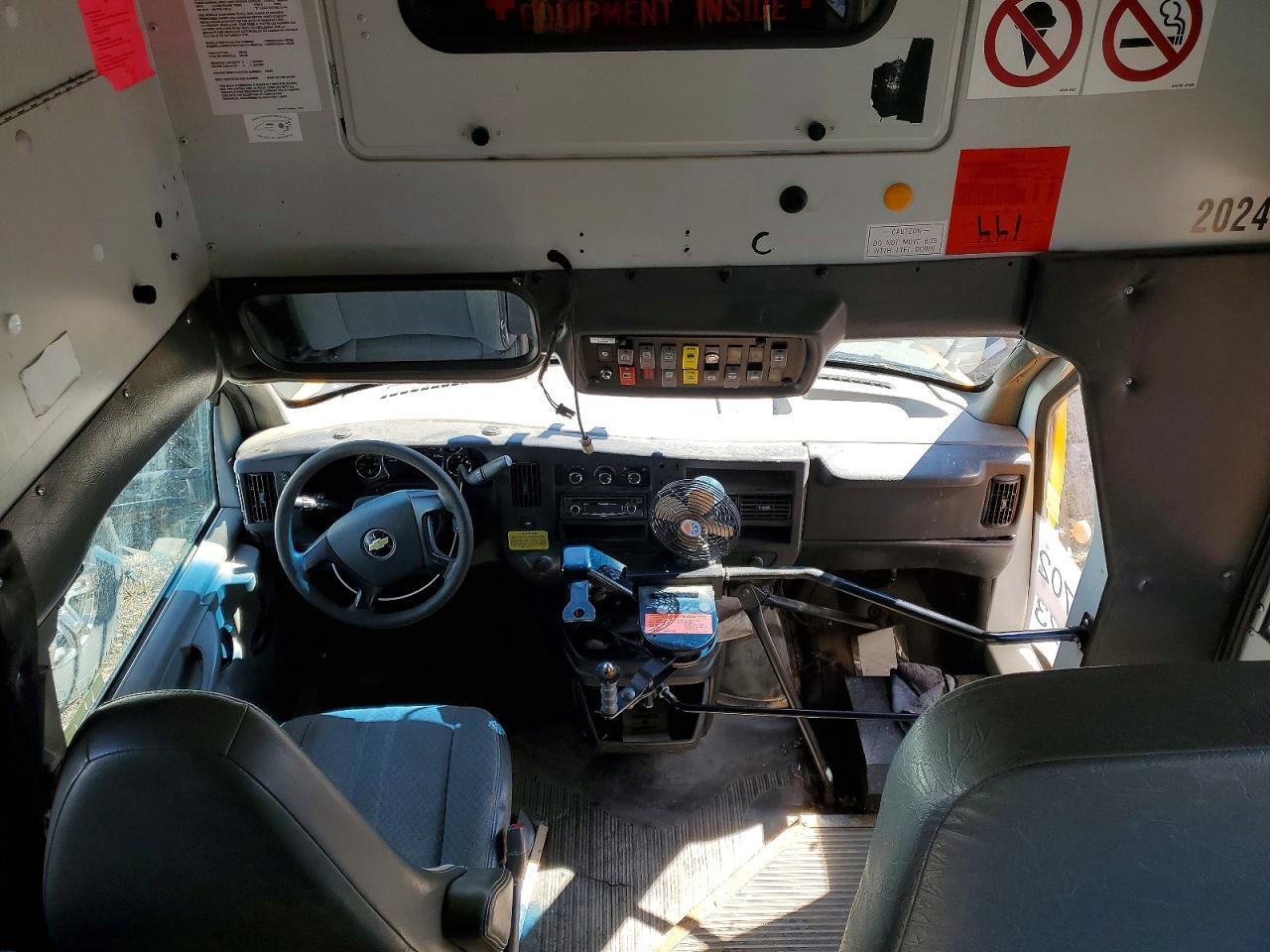 2010 Thomas Minotour G4500 - School Bus - Image 5