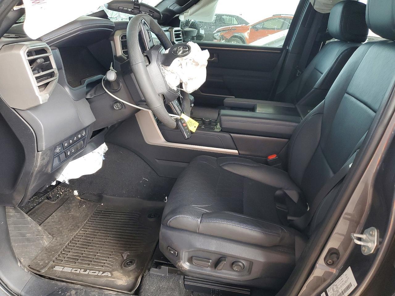 2026 Toyota Sequoia Platinum - Image 7