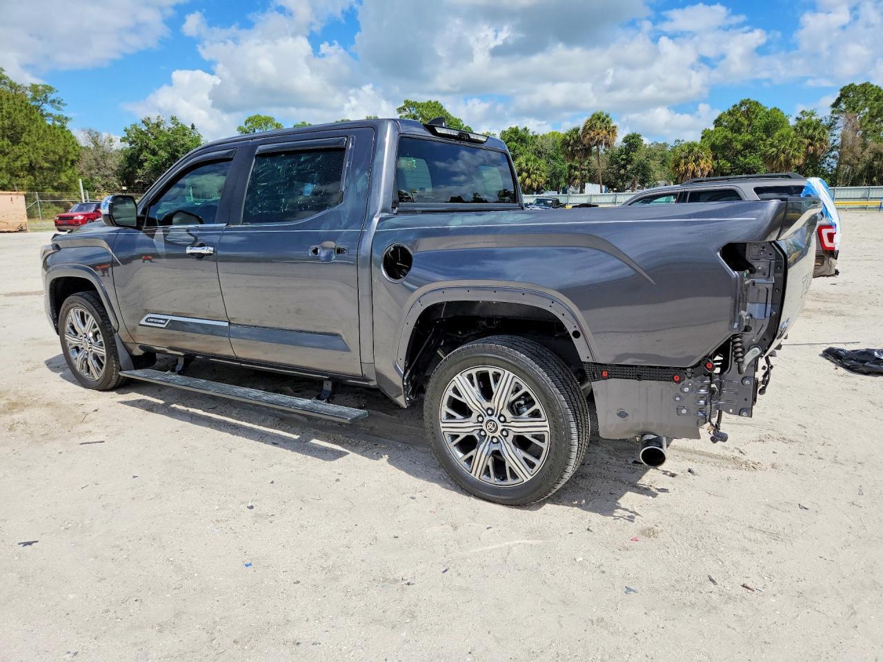 2024 Toyota Tundra Crewmax Capstone - Image 2