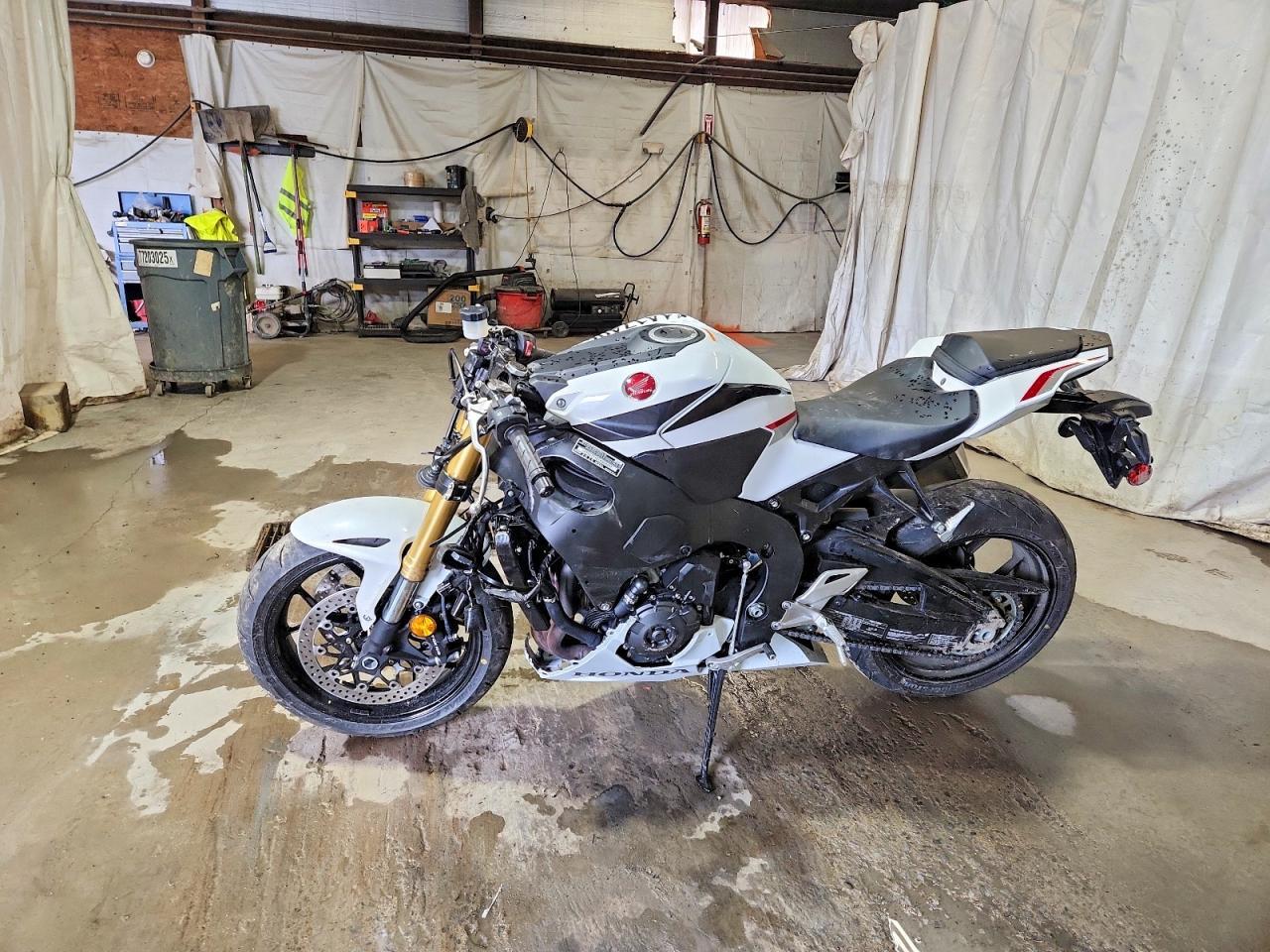 2026 Honda Cbr1000 Rr - Фото 3
