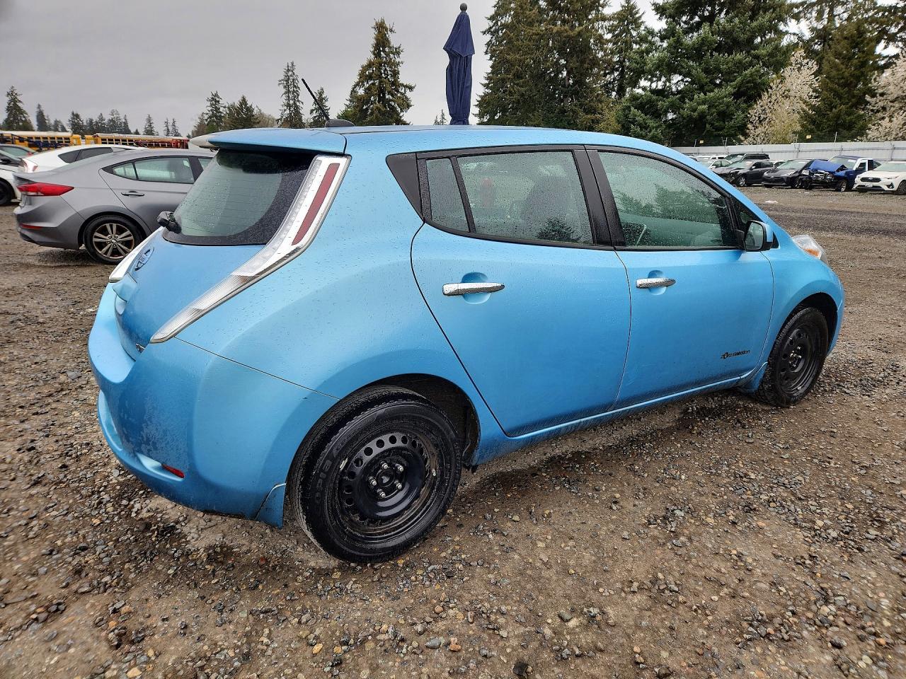 2015 Nissan Leaf S - Фото 3