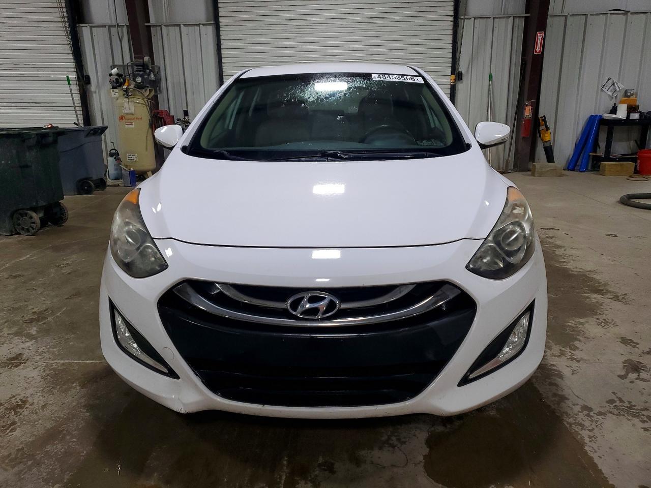 2015 Hyundai Elantra Gt Base - Image 5