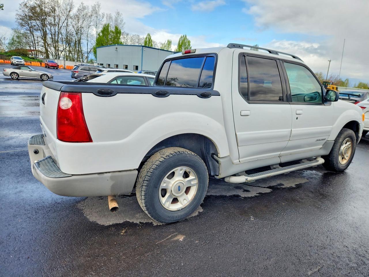 2002 Ford Explorer Sport Trac - Фото 3
