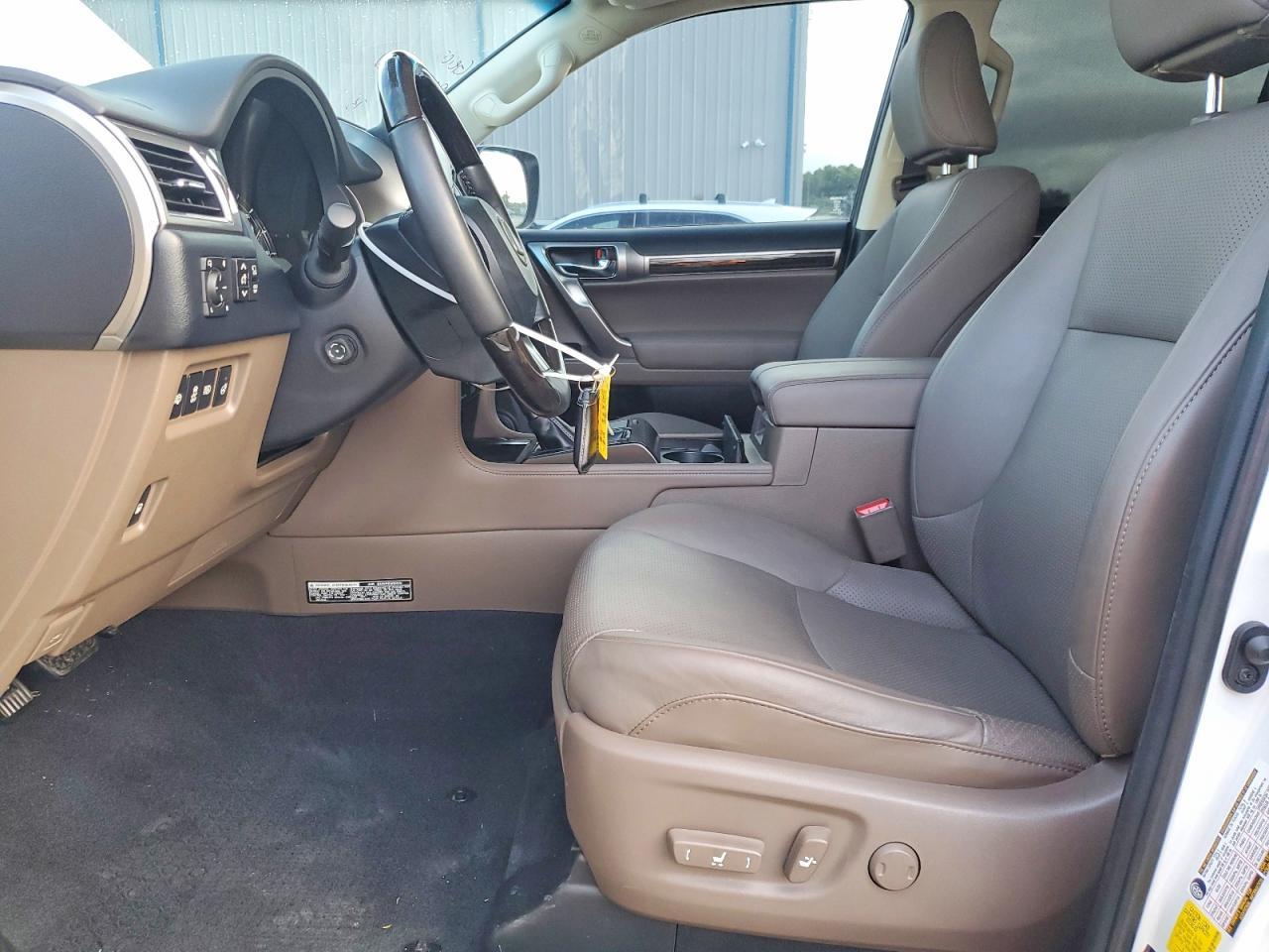 2023 Lexus Gx 460 Luxury - Image 7