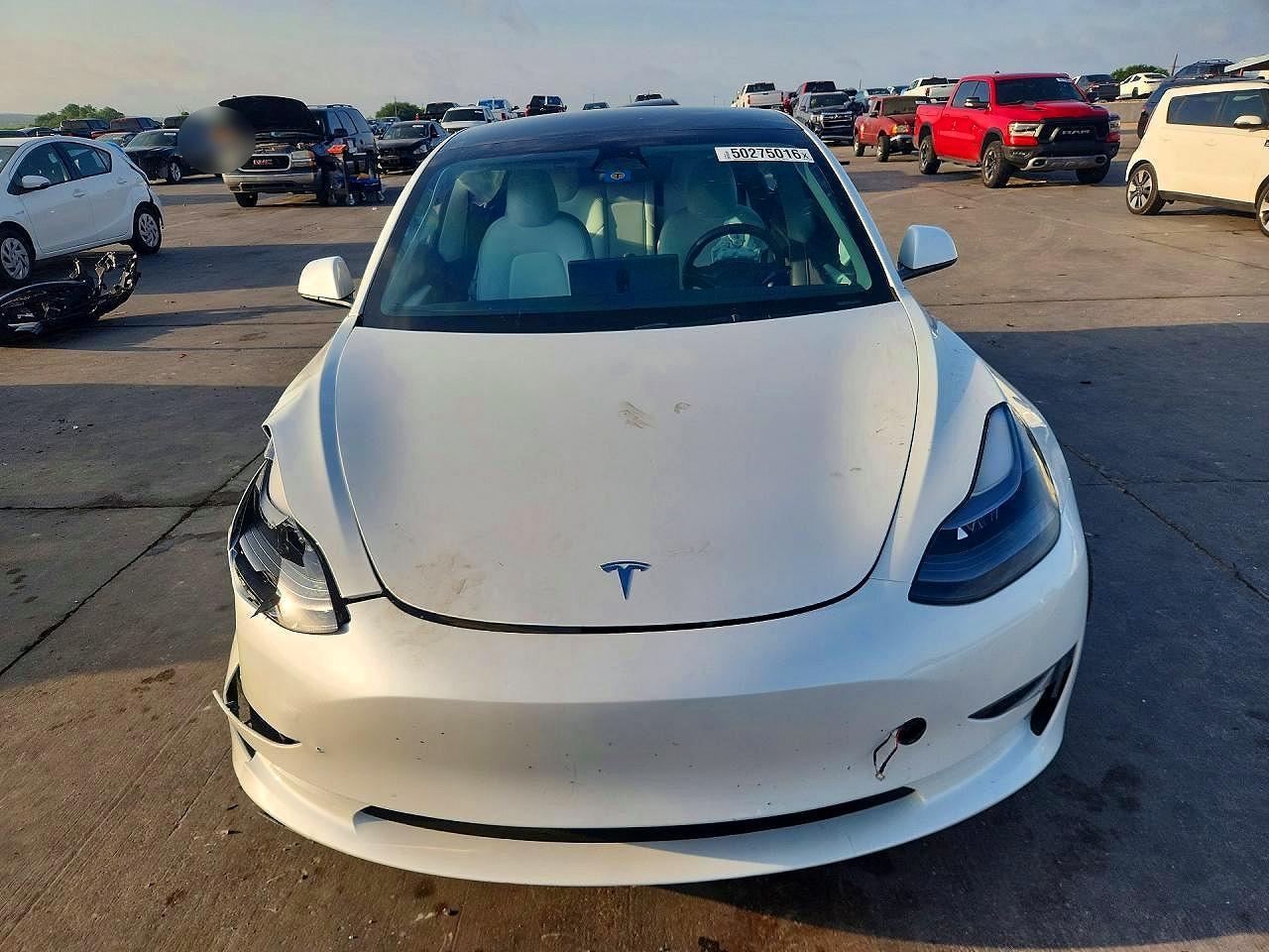2023 Tesla Model 3 - Фото 5