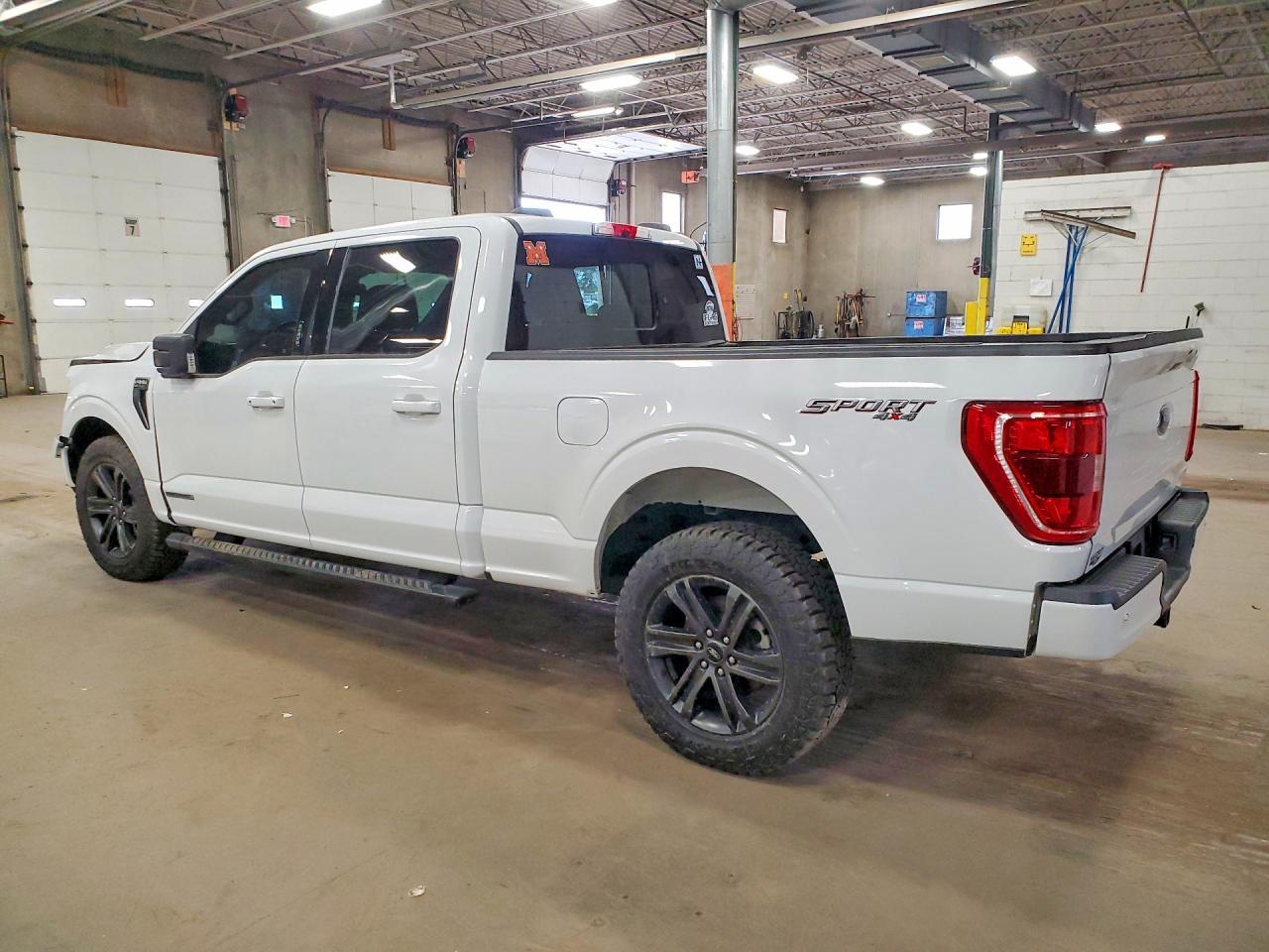 2021 Ford F150 Supercrew - Фото 2