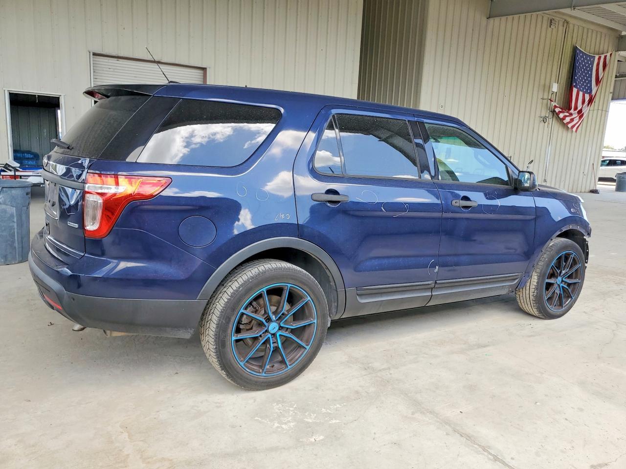 2014 Ford Explorer Police Interceptor - Image 3