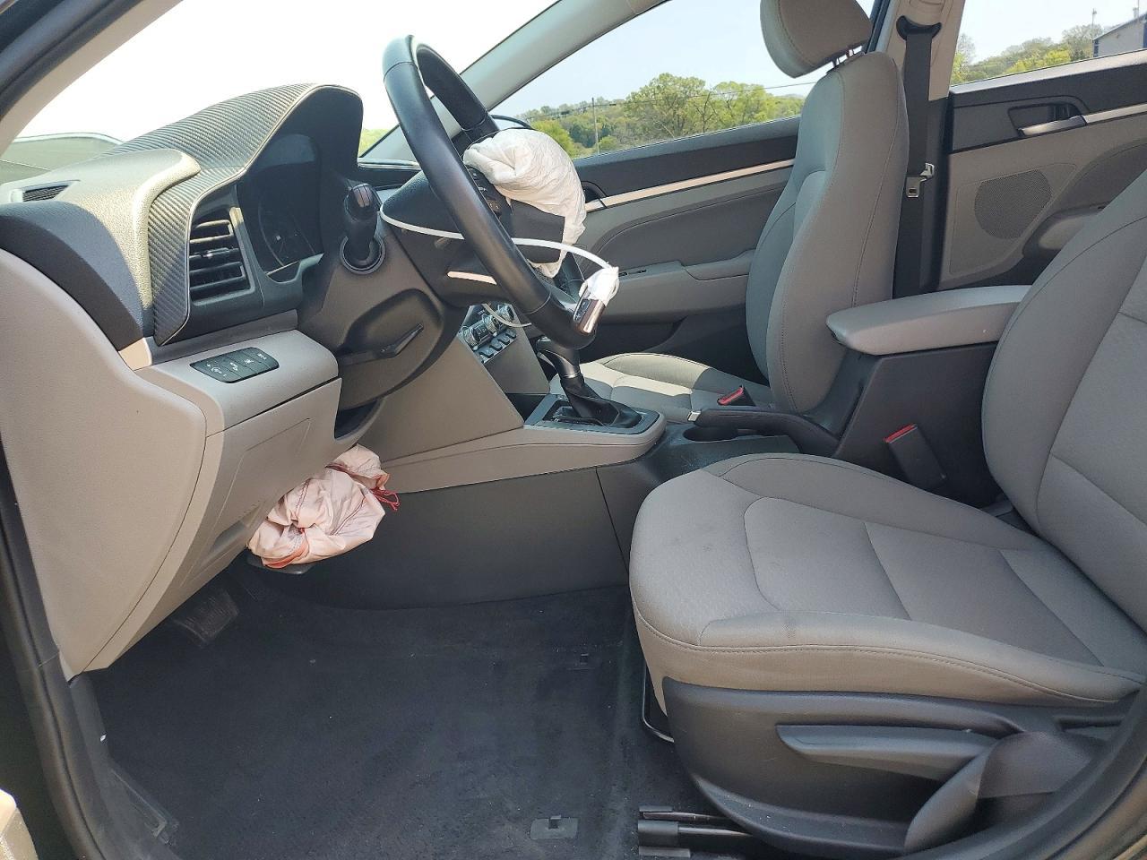 2020 Hyundai Elantra Value Edition - Фото 7