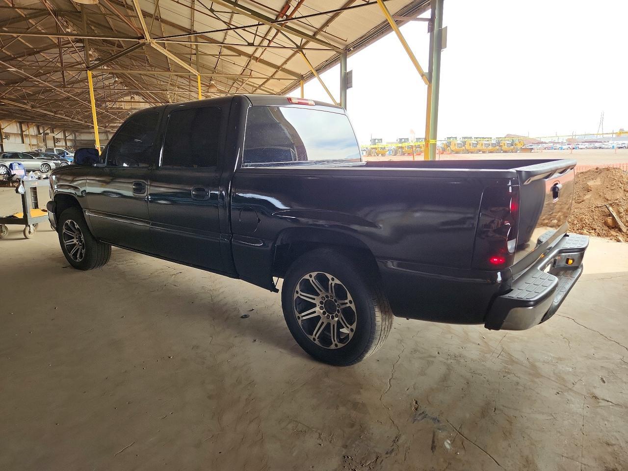 2007 Chevrolet Silverado C1500 Classic Crew Cab - Фото 2