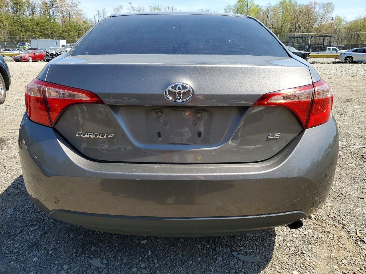 2017 Toyota Corolla Le - Фото 6