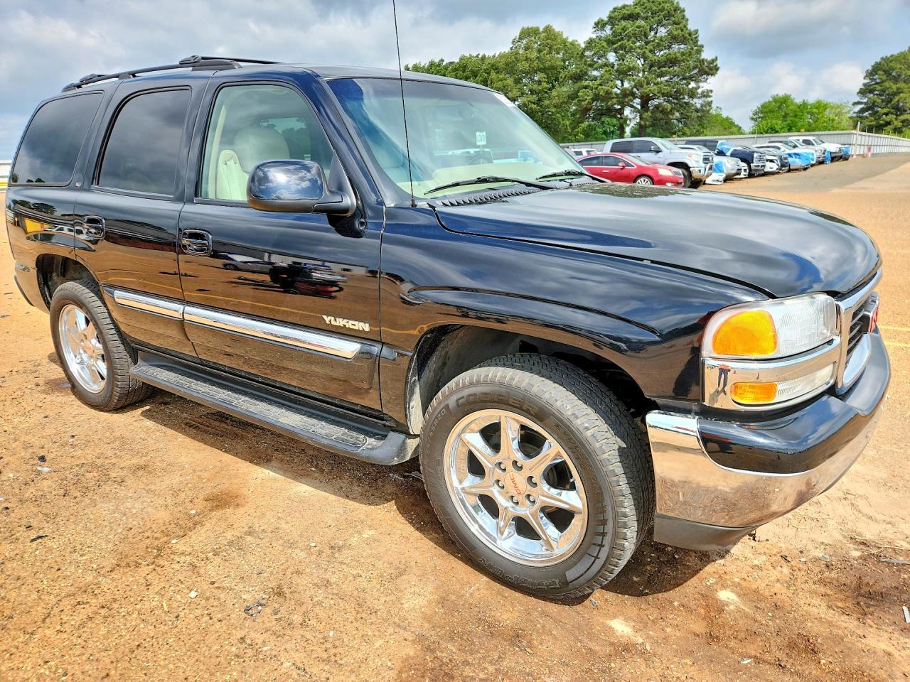 2004 GMC Yukon - Фото 4
