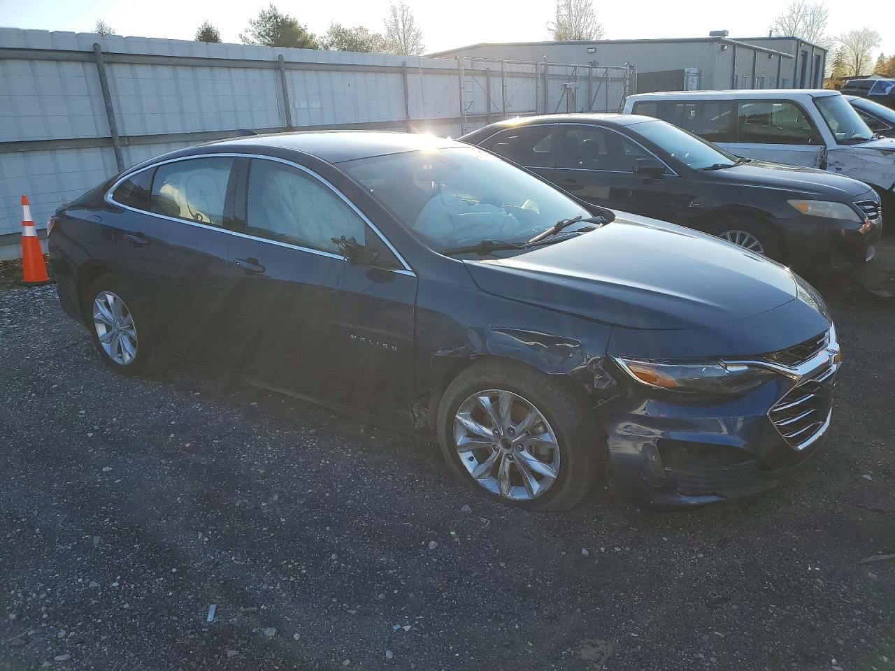 2022 Chevrolet Malibu Lt - Фото 4