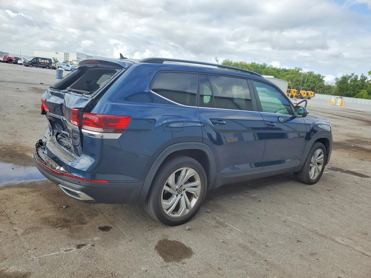 2021 Volkswagen Atlas Se - Image 3