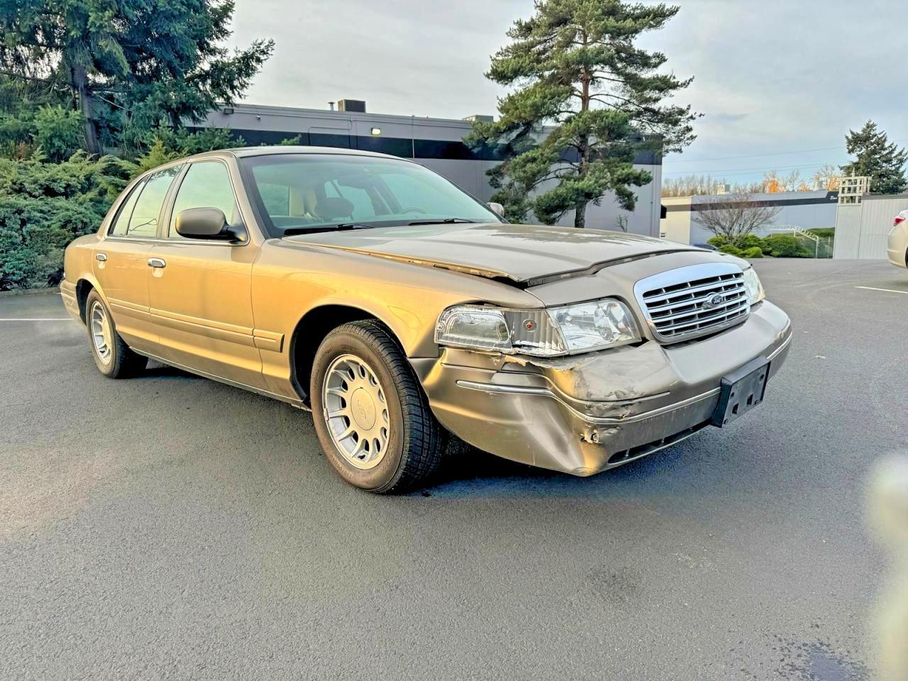 2001 Ford Crown Victoria Lx