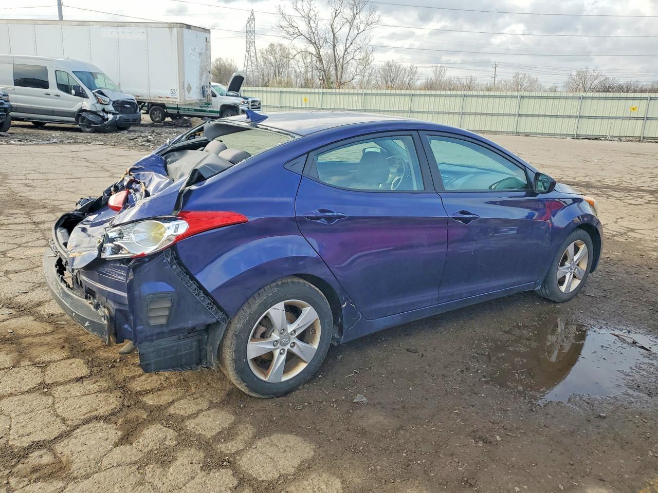 2013 Hyundai Elantra Gls - Image 3