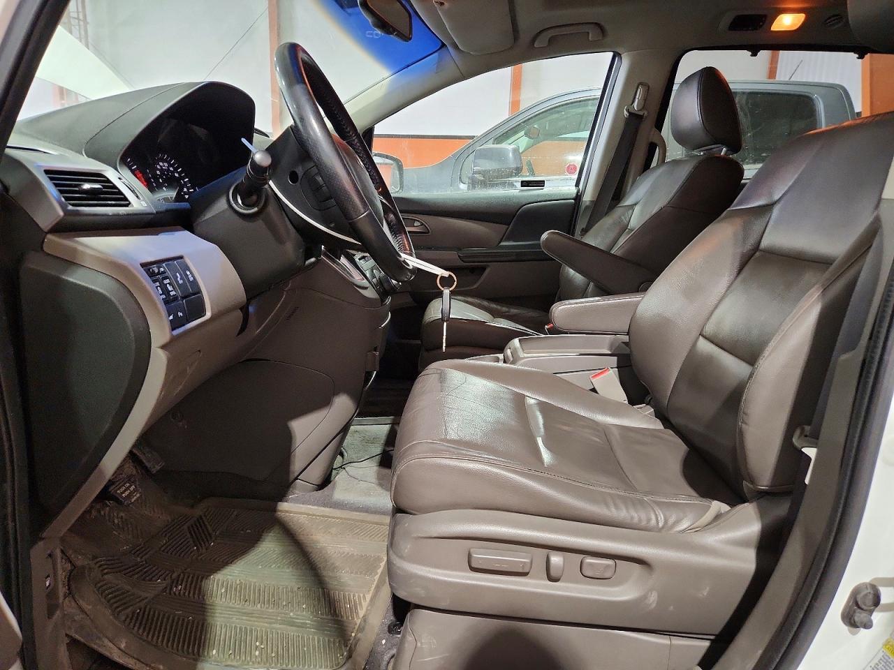 2011 Honda Odyssey Touring - Фото 7