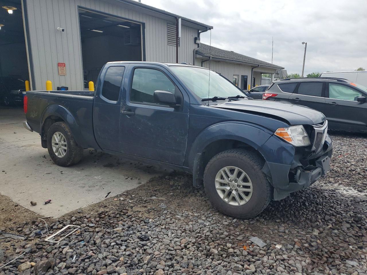 2015 Nissan Frontier Sv V6 - Фото 4