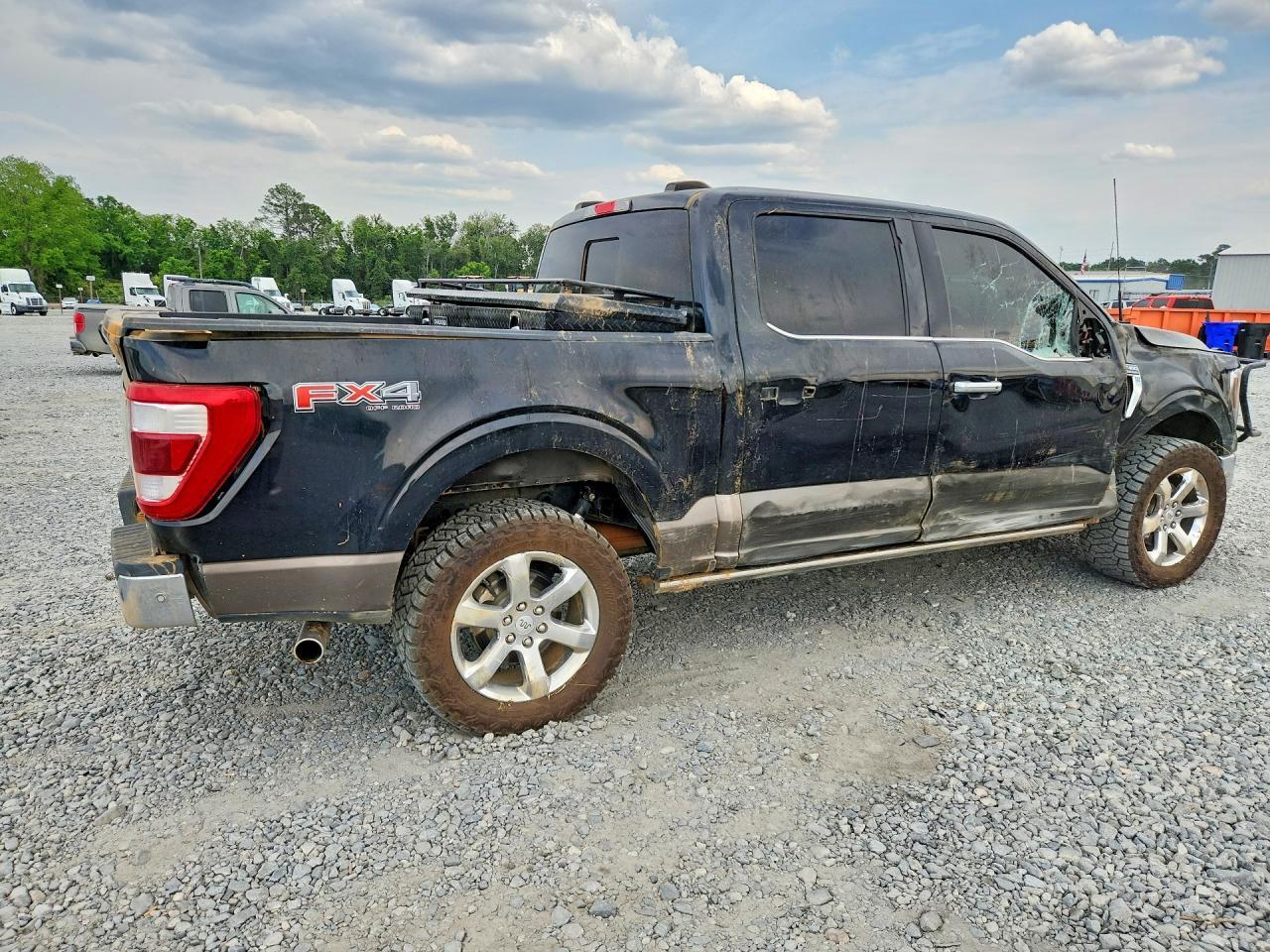 2023 Ford F150 Supercrew - Фото 3