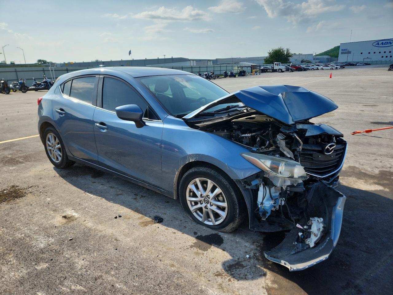 2015 Mazda 3 Grand Touring - Image 4