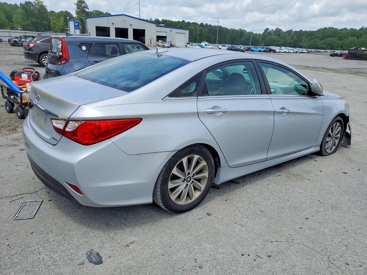 2014 Hyundai Sonata Limited - Image 3