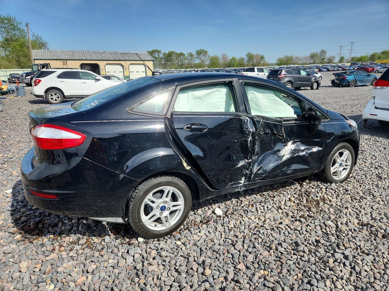 2019 Ford Fiesta Se - Фото 3