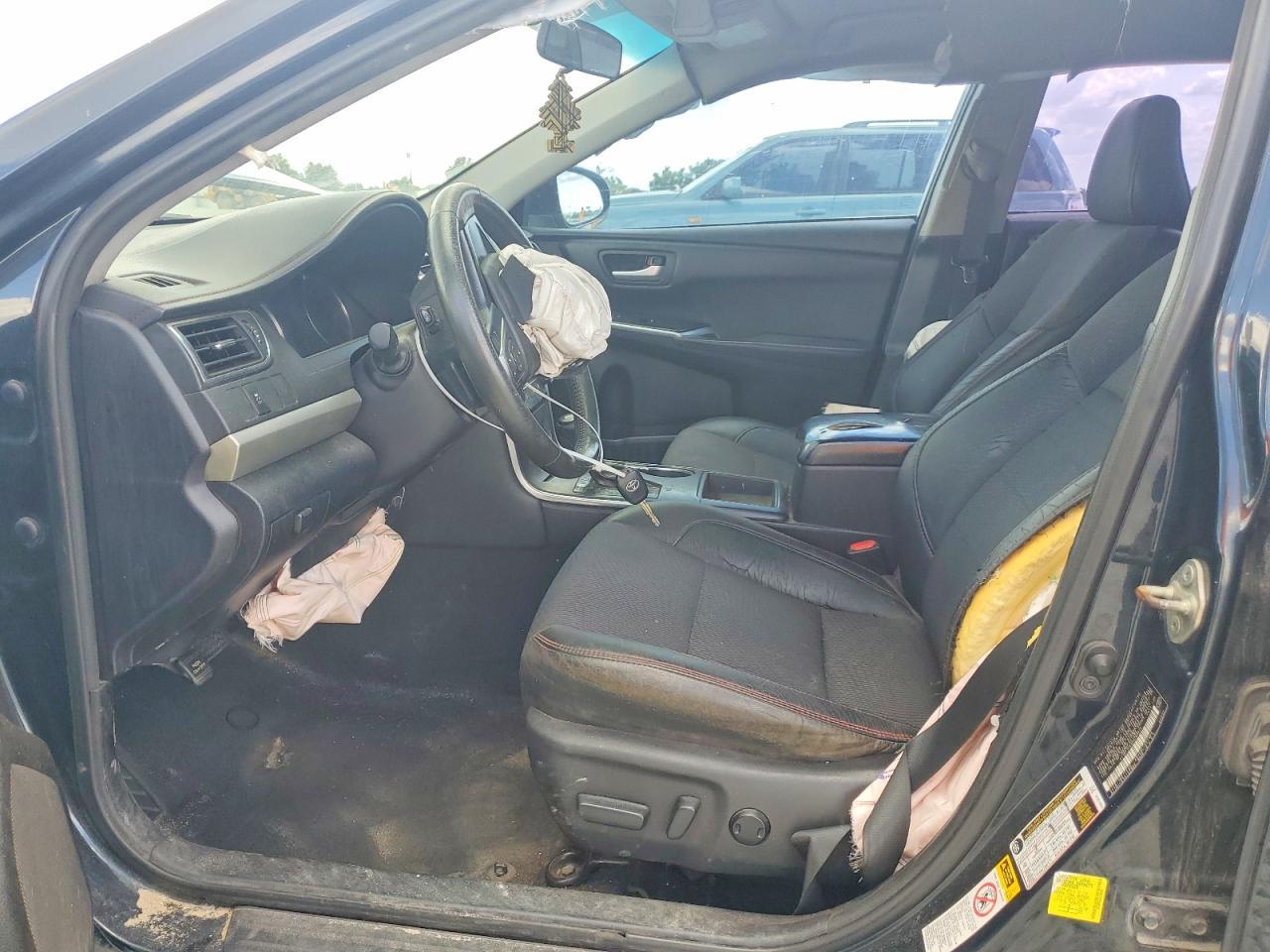 2017 Toyota Camry Se - Image 7