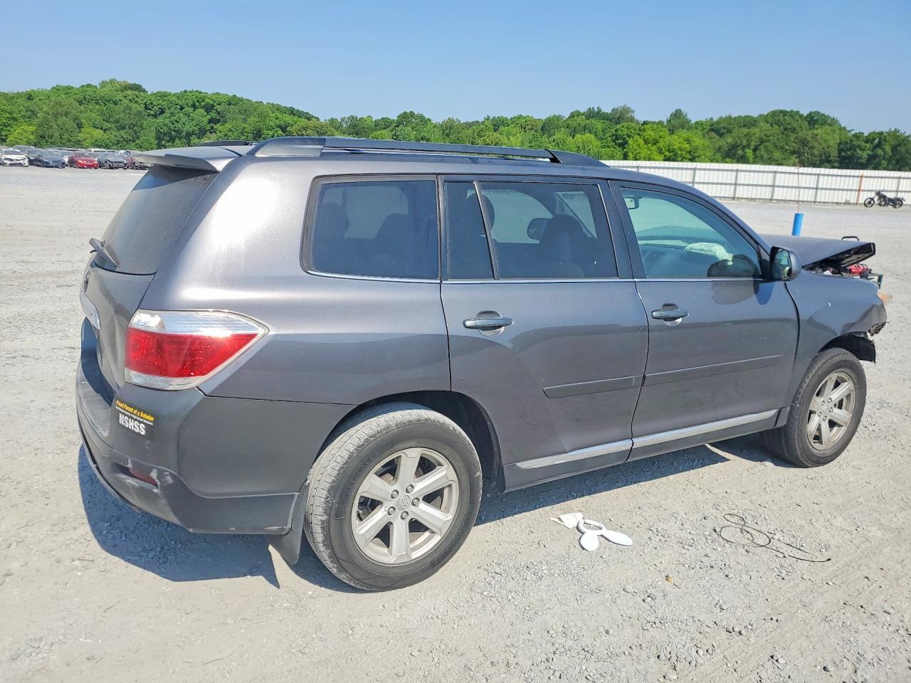 2011 Toyota Highlander Se - Image 3