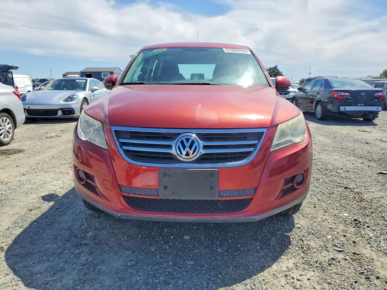 2010 Volkswagen Tiguan S - Фото 5