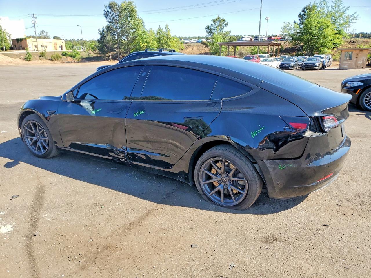 2019 Tesla Model 3 - Image 2
