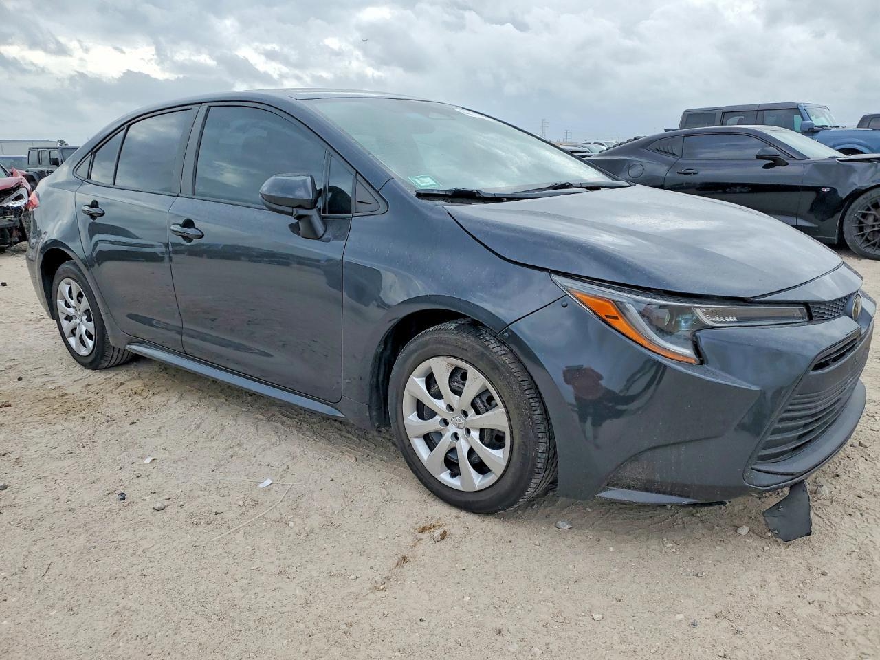 2023 Toyota Corolla Le - Image 4