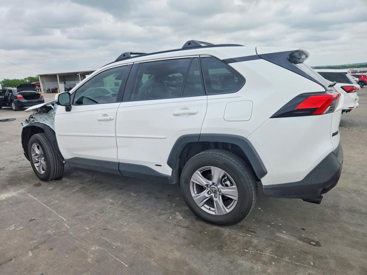 2025 Toyota Rav4 Hybrid - Фото 2