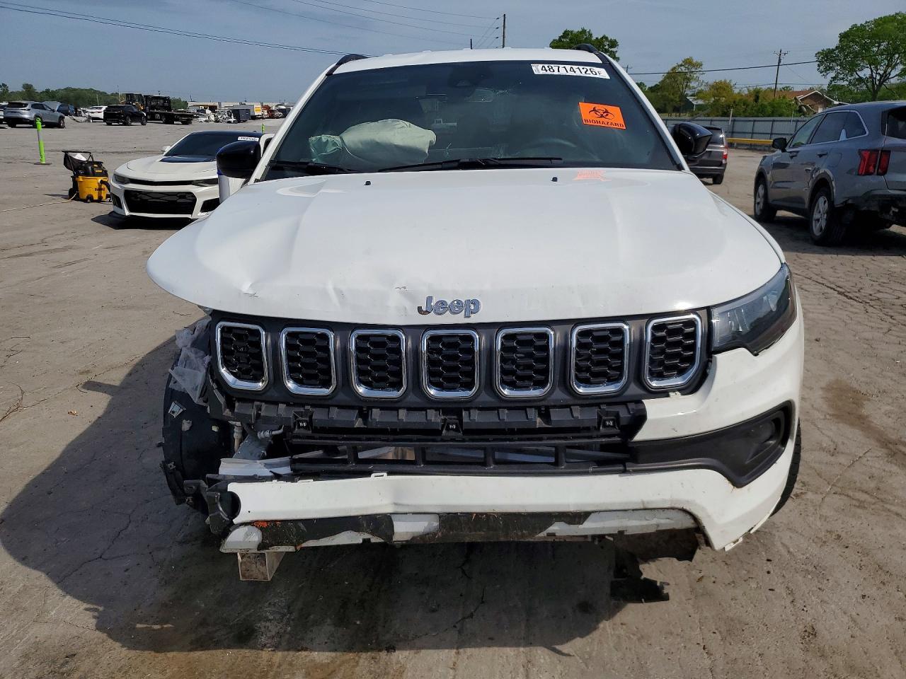 2024 Jeep Compass Latitude - Image 5