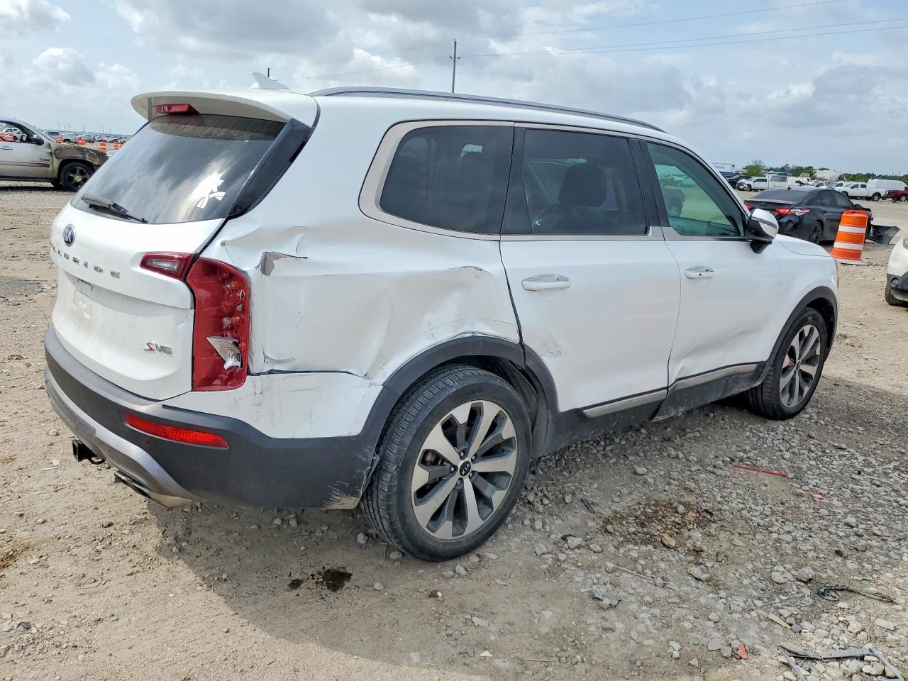 2020 Kia Telluride S - Фото 3