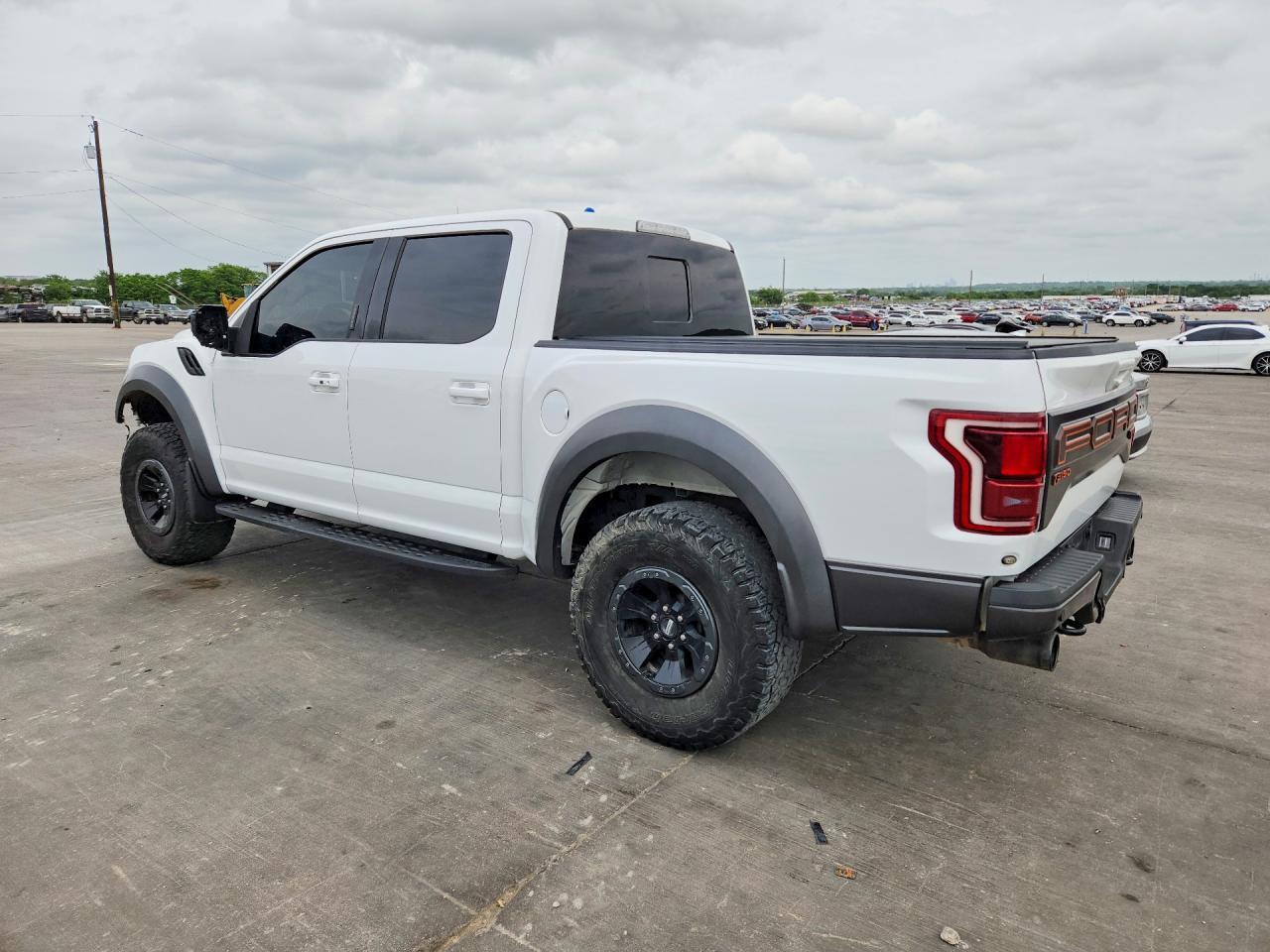 2018 Ford F150 Raptor - Фото 2