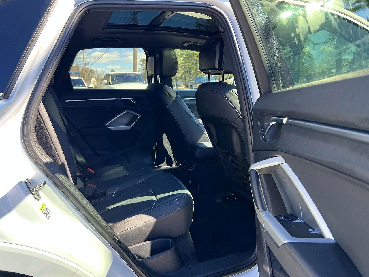 2020 Audi Q3 Premium - Фото 6
