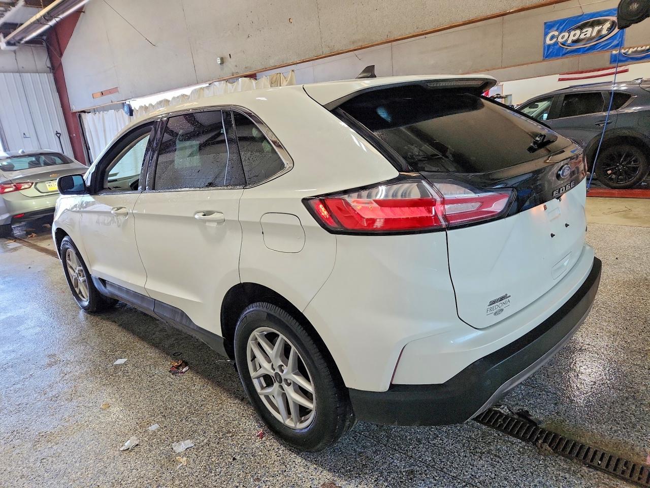 2023 Ford Edge Sel - Фото 2
