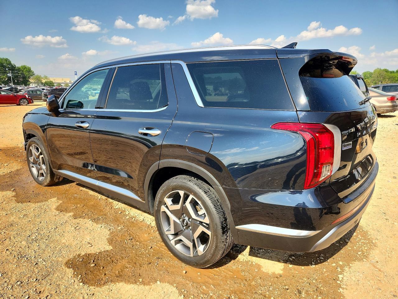 2024 Hyundai Palisade Limited - Image 2