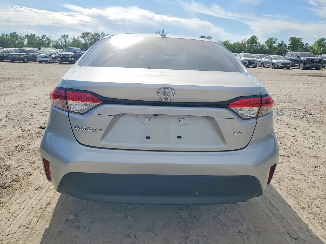 2024 Toyota Corolla Le - Фото 6