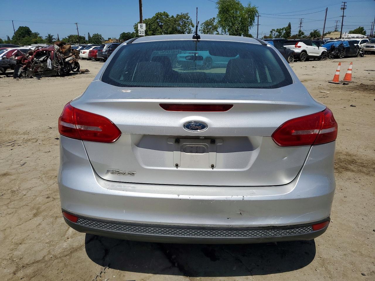 2015 Ford Focus S - Фото 6