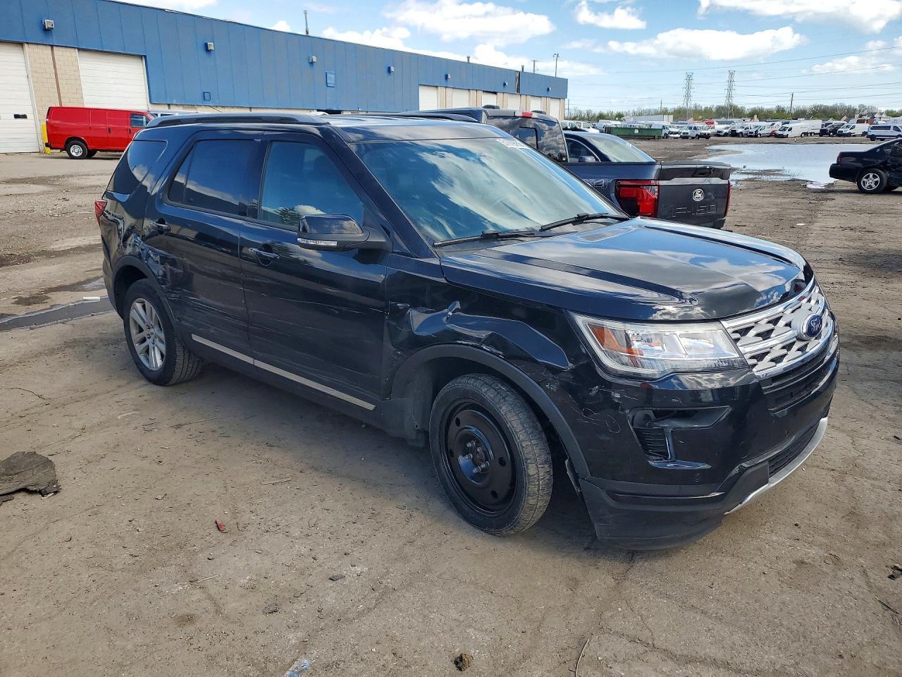 2018 Ford Explorer Xlt - Фото 4