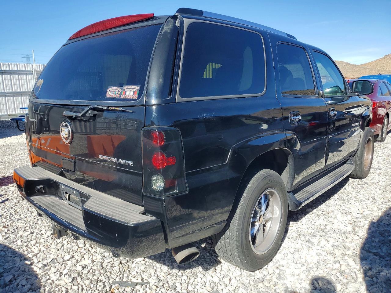 2002 Cadillac Escalade Luxury - Фото 3
