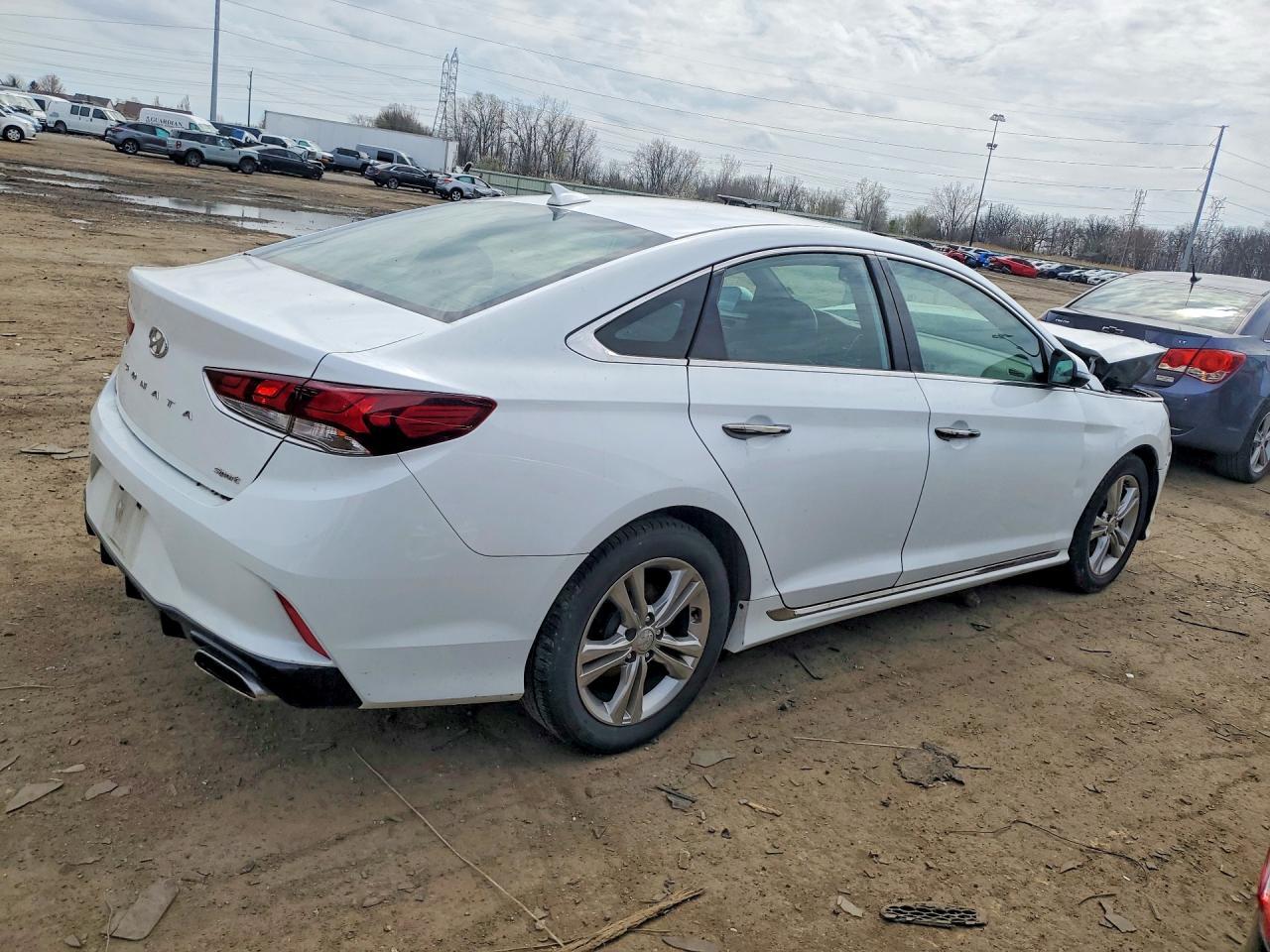 2019 Hyundai Sonata Sport - Image 3