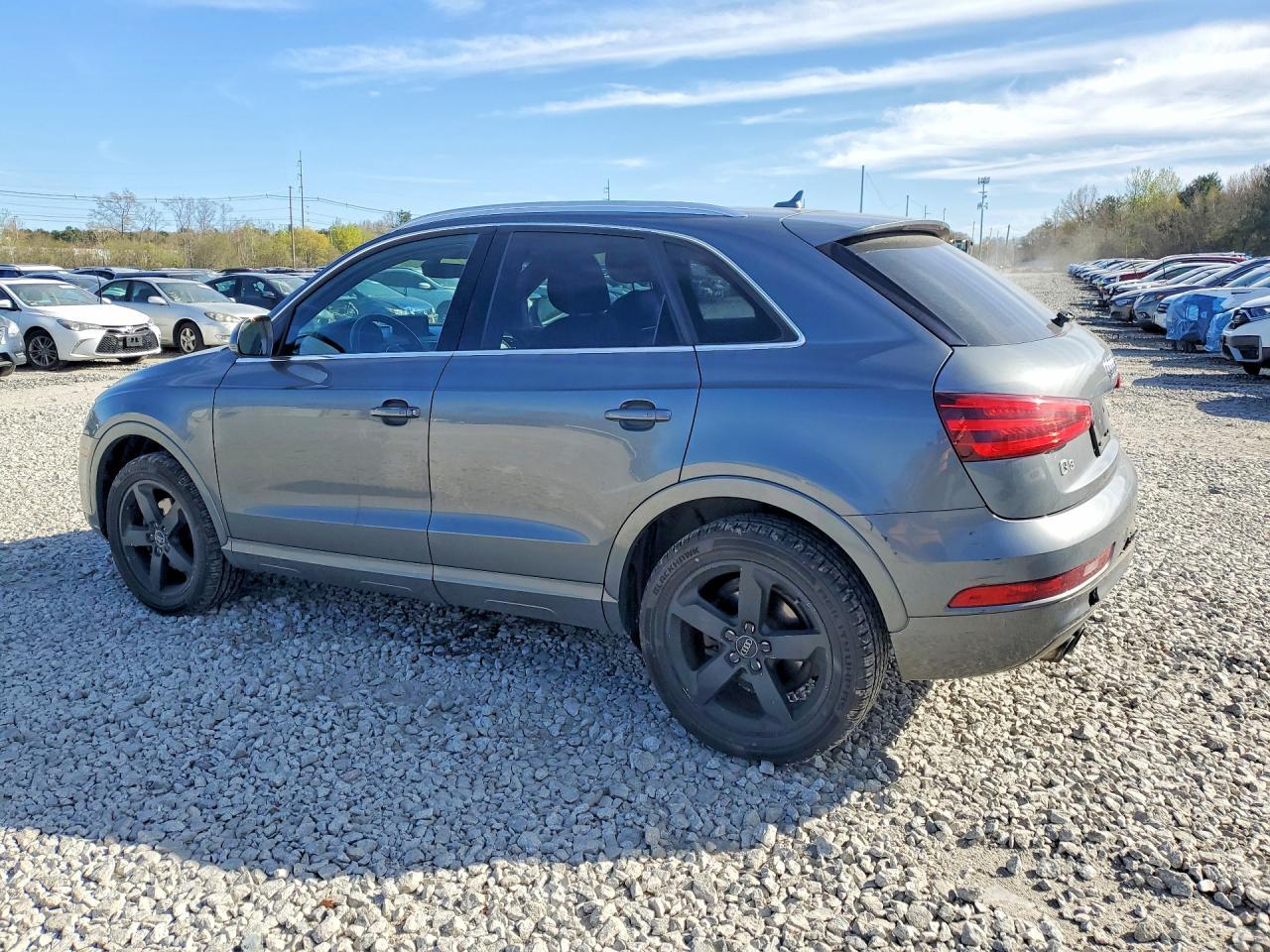 2015 Audi Q3 Premium Plus - Фото 2