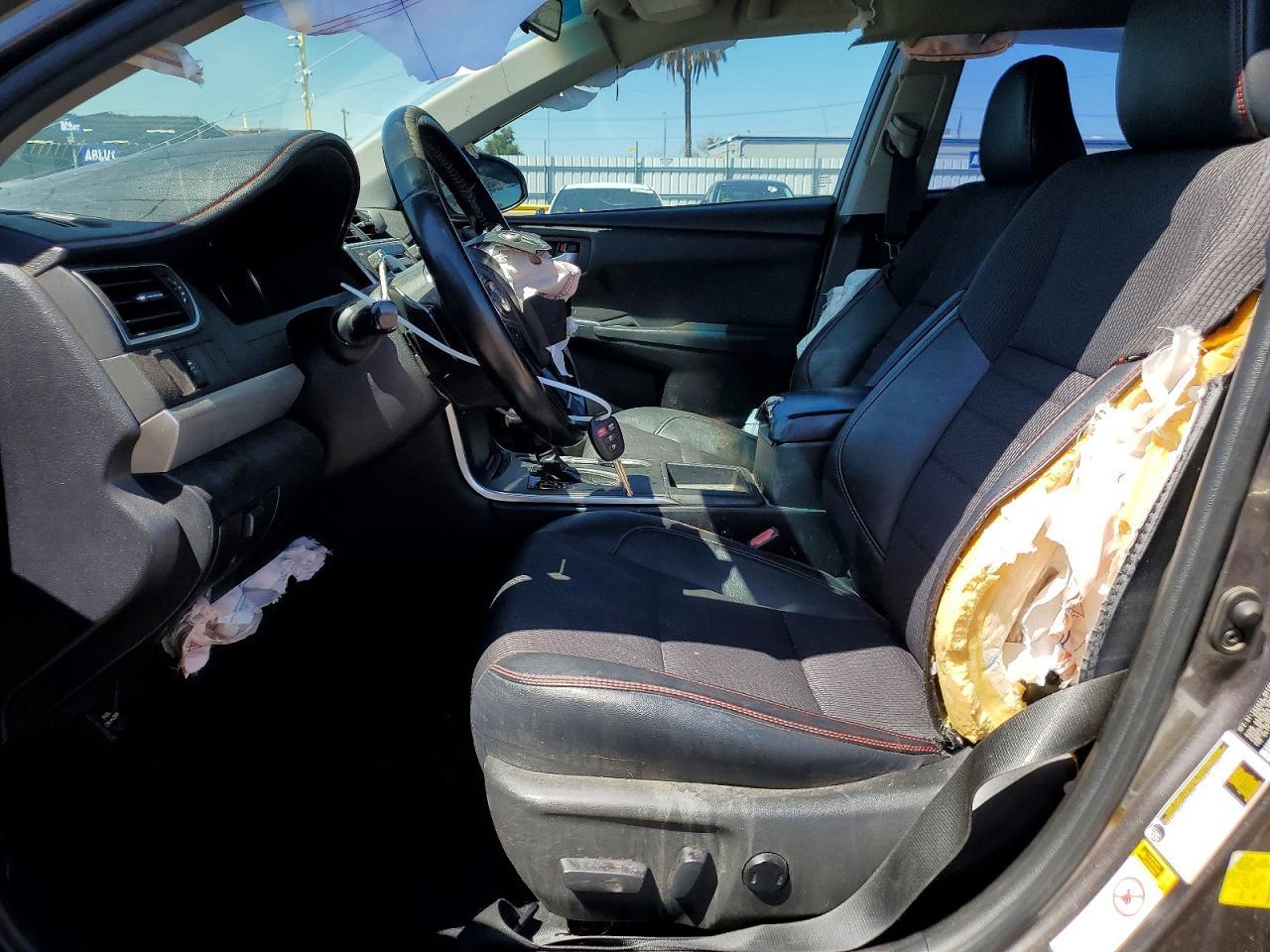 2016 Toyota Camry Se - Фото 7