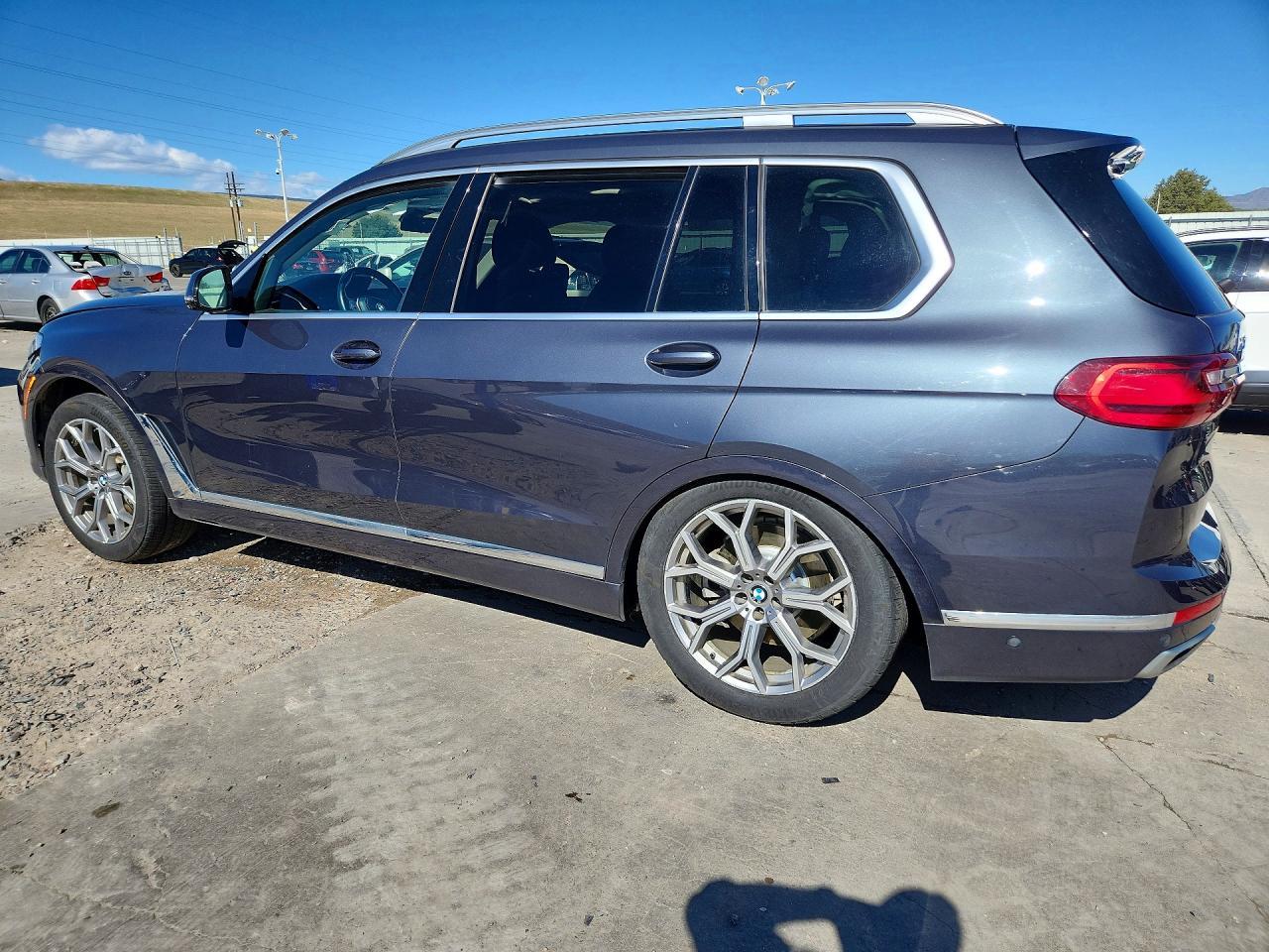 2019 BMW X7 xDrive40I - Фото 2