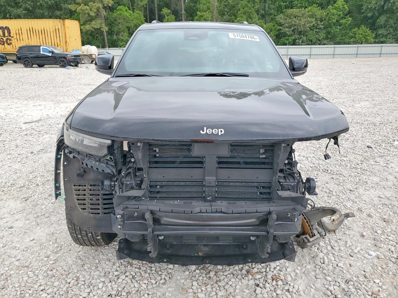 2024 Jeep Grand Cherokee L Laredo - Image 5